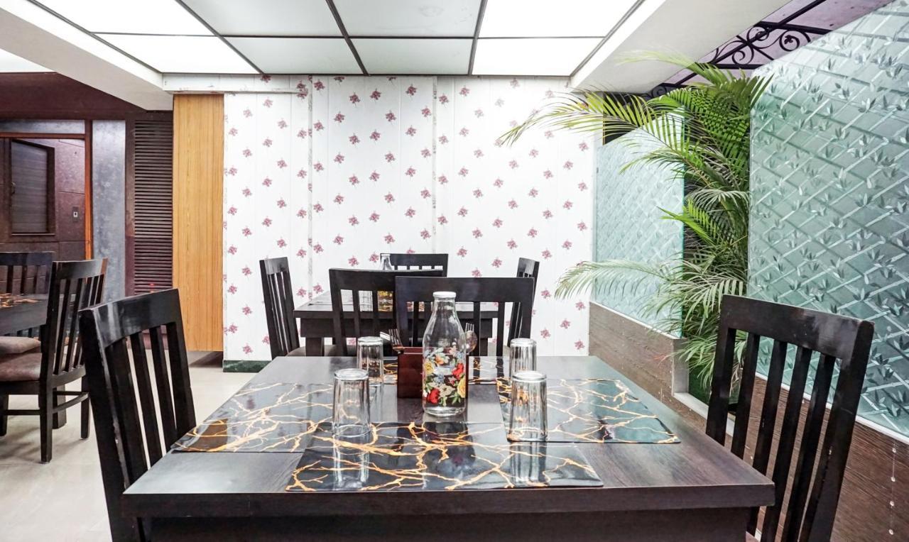 Treebo Trend Silver Crest Lohogaon Extérieur photo